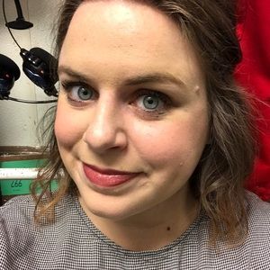 Meet your Posher, Becka